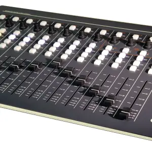 Oxygen 2000 Digital Broadcast Console