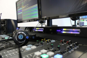 E/M24 Broadcast Console